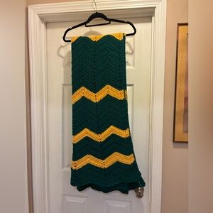 Green and Yellow/Gold  Chevron Knit Crochet Blanket Afghan vintage homemade